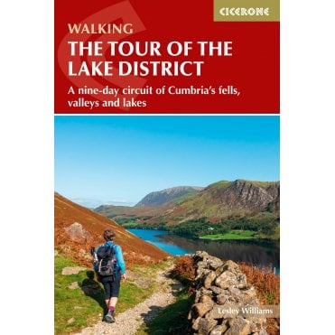Tour of the Lake District : The best of the area in a circular trek